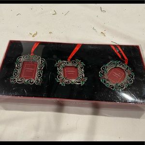 St. Nicholas Square Ornament frames